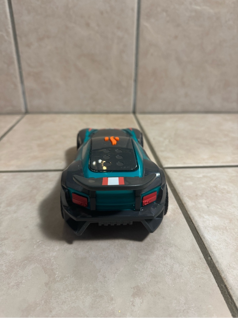 Hot Wheels - Picture 3 of 6